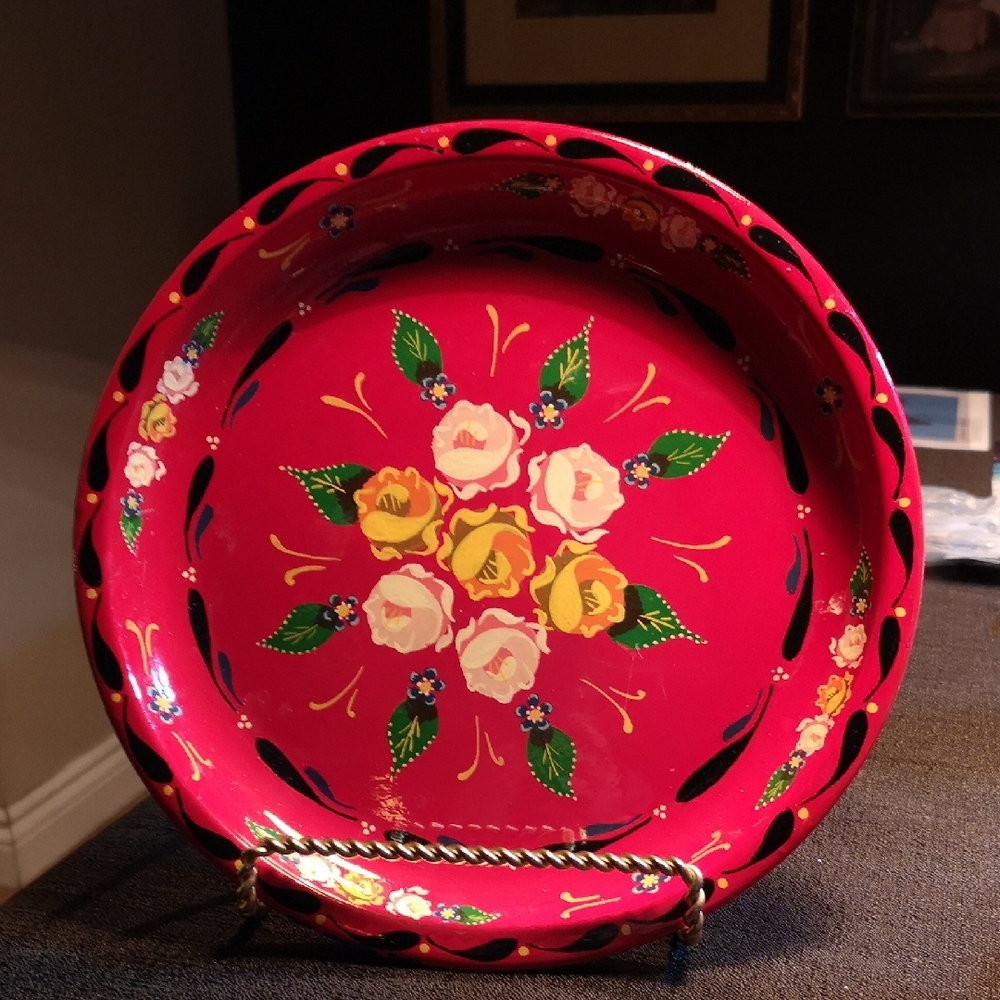 Lovely Metal Vintage Hand-Painted Floral Decorative Plate Signed by Artist 1994